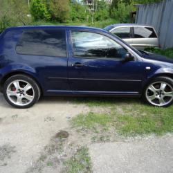 Volkswagen Golf, 2000г., 210000 км, 111 €