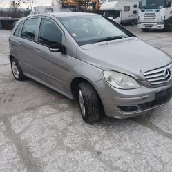 Mercedes-Benz B180, 2009г., 369800 км, 111 €