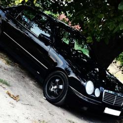 Mercedes-Benz E300, 1999г., 260000 км, 111 €