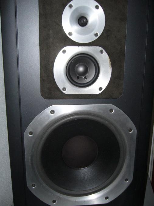 Тонколони Made in Denmark с 31см Bass, Jamo 2x350w Усилвател Denon