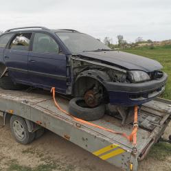Toyota Avensis, 1998г., 170000 км, 248 лв.