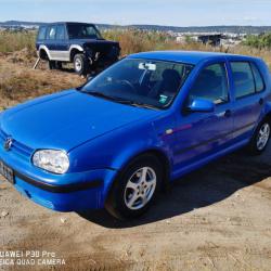 Volkswagen Golf, 2000г., 175600 км, 245 лв.